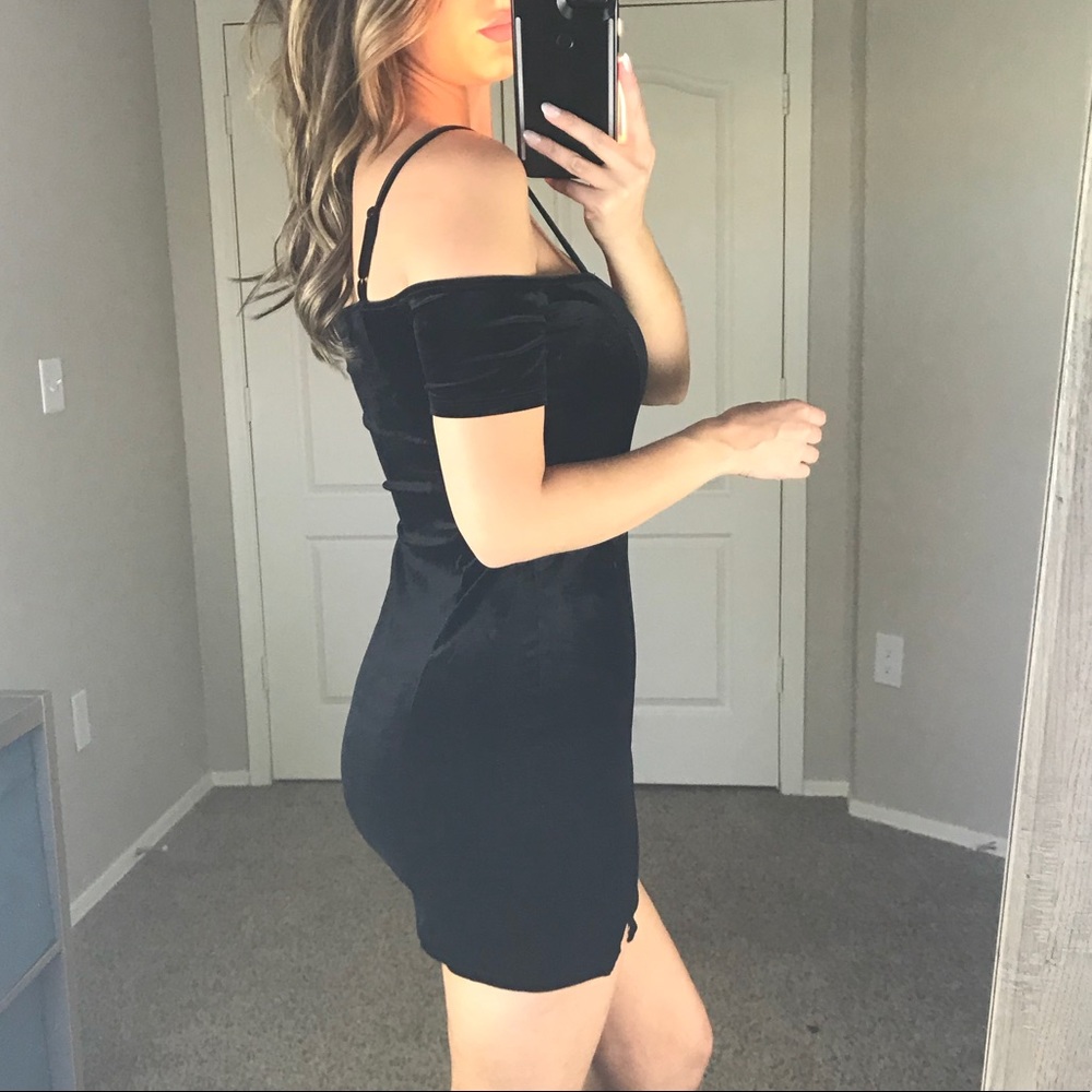 -Black Velvet Cold Shoulder Mini- - Picture 3 of 5